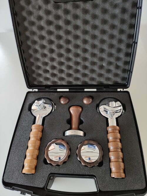 E61 set - Italian walnut