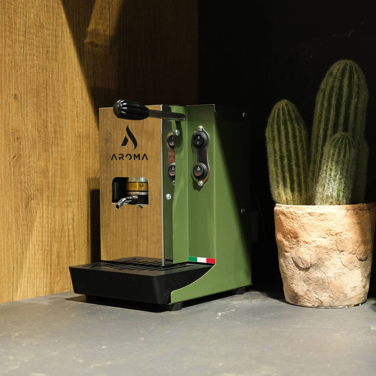 AROMA Plus+