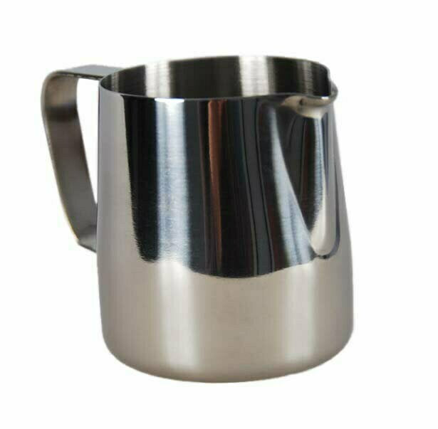 Milk frothing jug